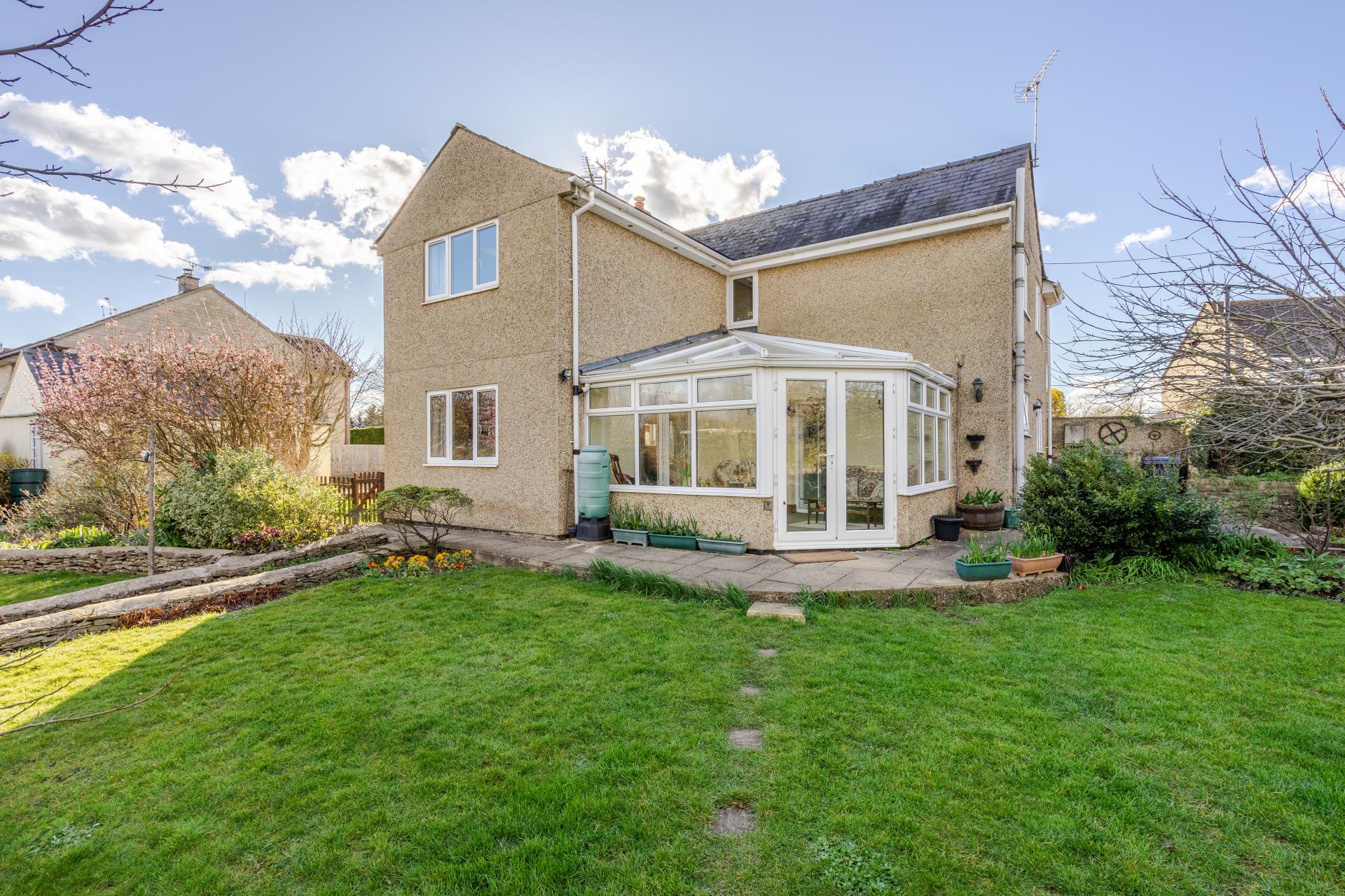 3 bedroom Cottage for sale in Swindon