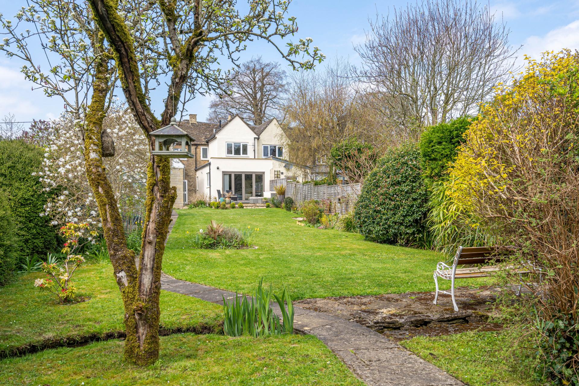 2 bedroom Terraced House for sale in Tetbury