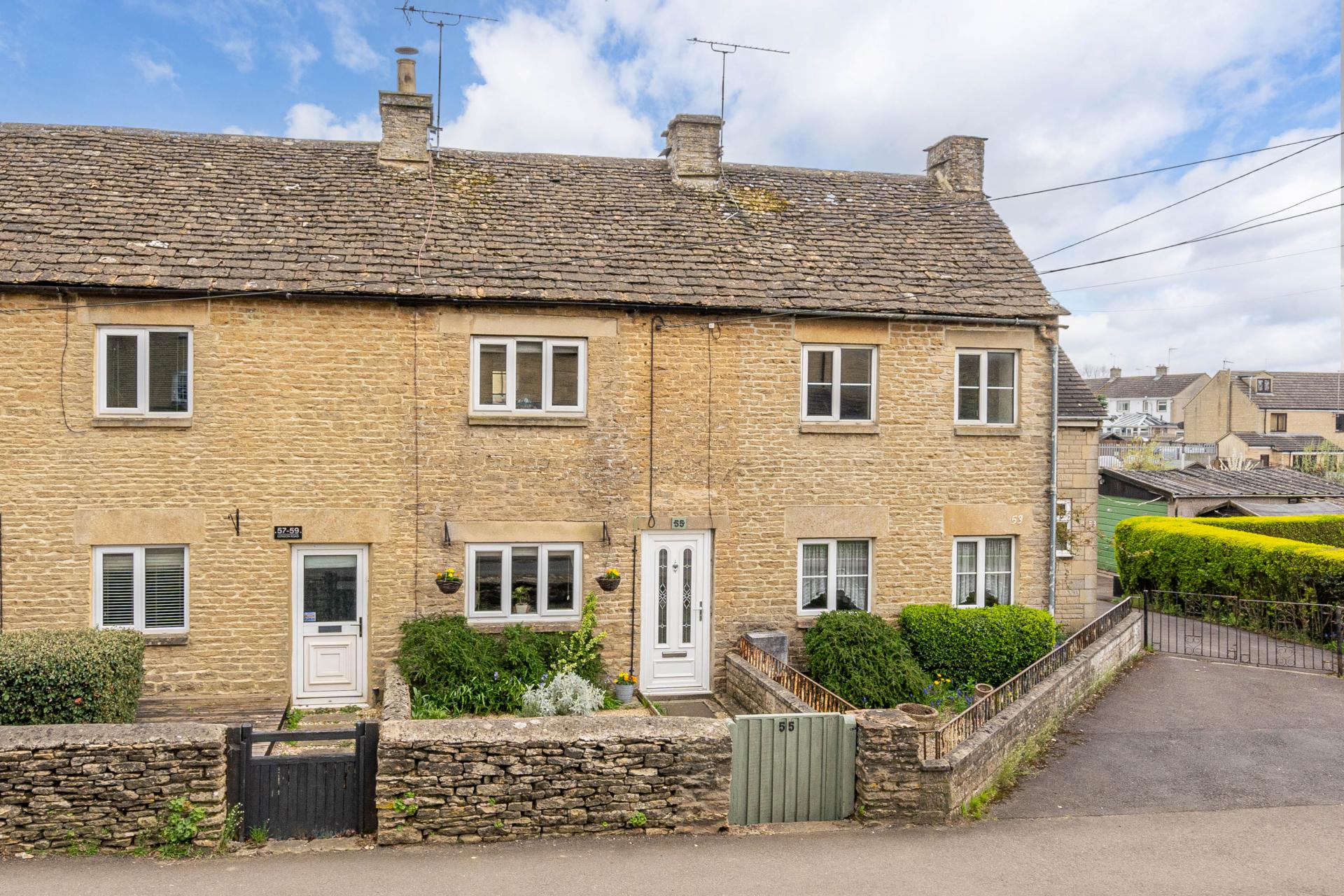 2 bedroom Terraced House for sale in Tetbury