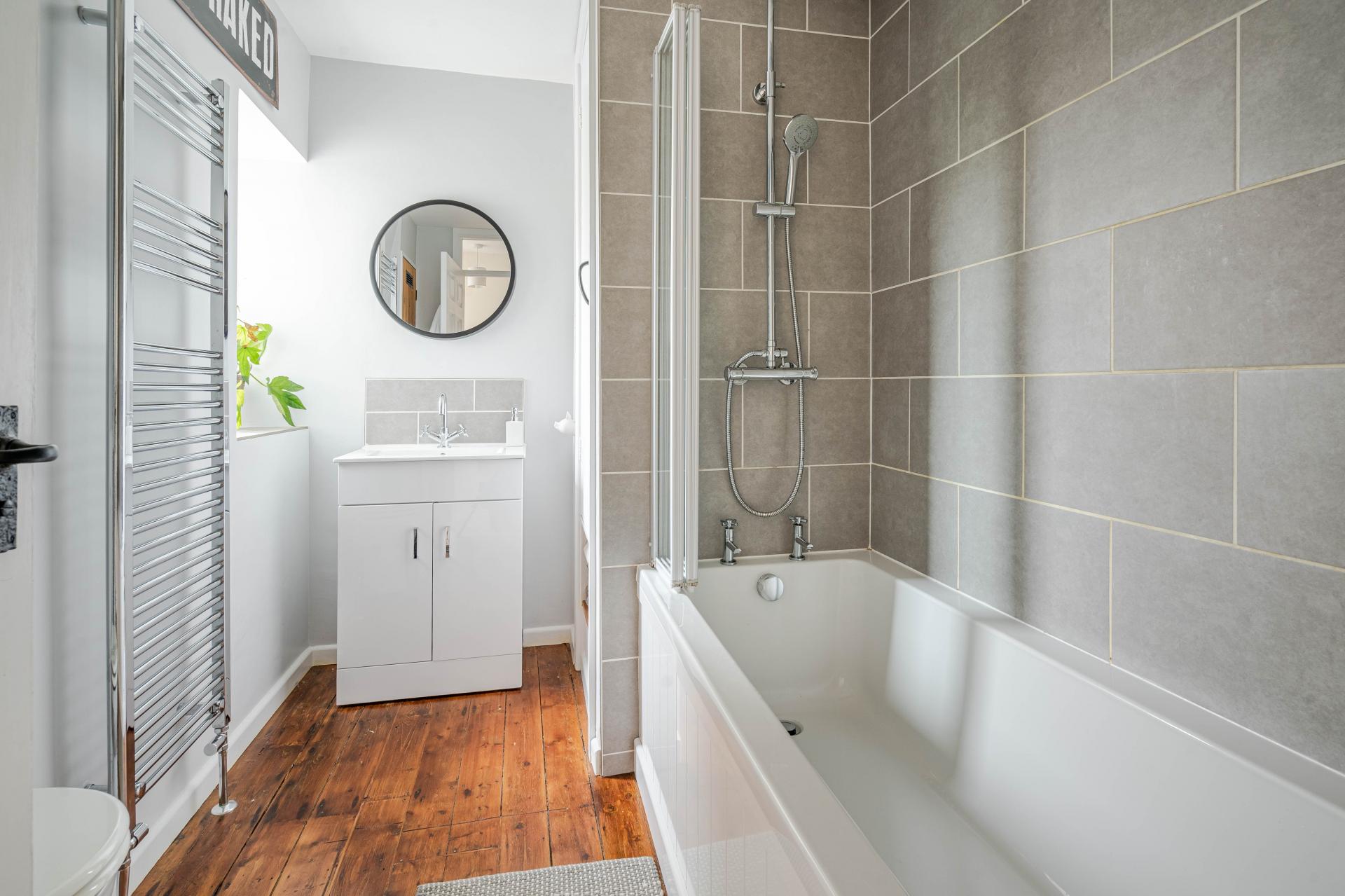 2 bedroom Terraced House for sale in Tetbury