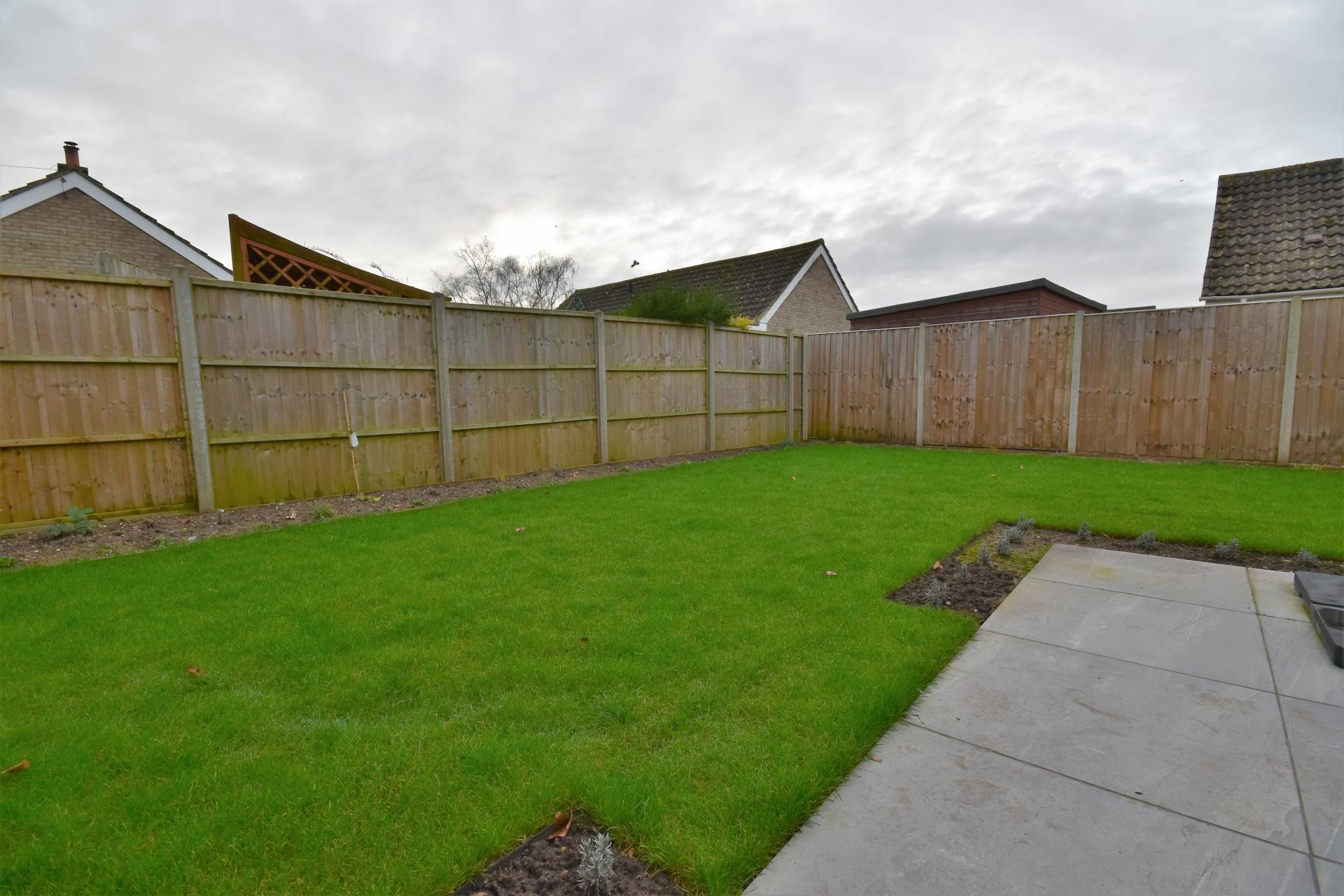 2 bedroom Detached Bungalow for sale in Thetford