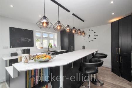 Large L Shaped Living Kitchen/Dining Room