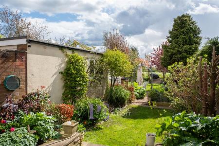 Large Rear Garden