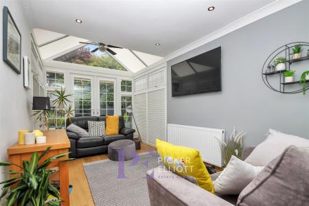 Dining Room / Sun Room