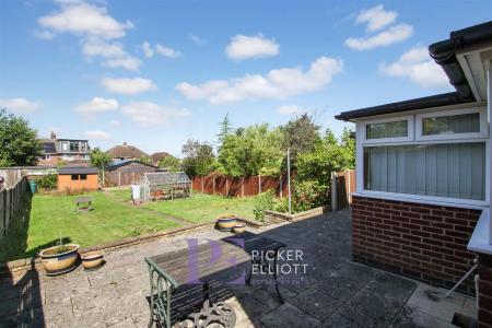 Expansive Rear Garden