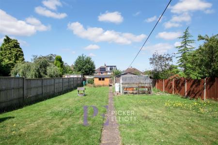 Expansive Rear Garden