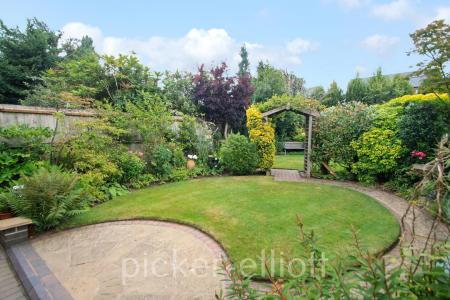 Landscaped Rear Garden