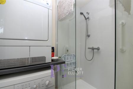 Utility / Shower Room