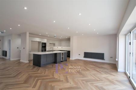 Open Plan Living Kitchen/Dining Room