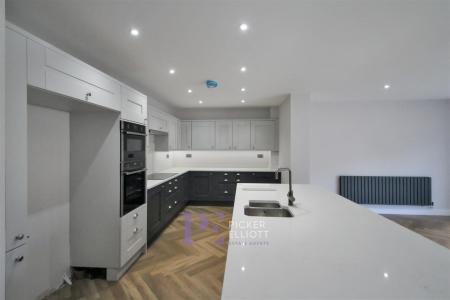 Open Plan Living Kitchen/Dining Room