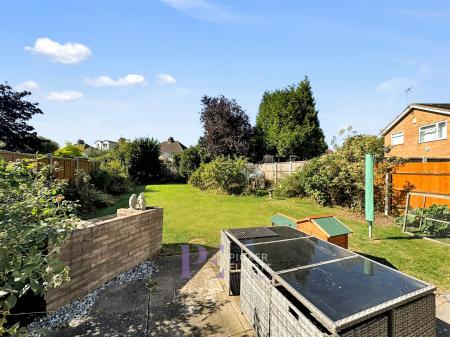 Expansive Rear Garden