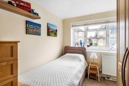 19-Cleeve-Road-7