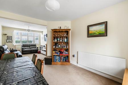 19-Cleeve-Road-18