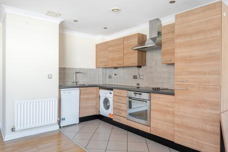 1310648-11-684ad28d5