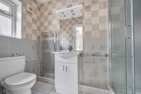 1356296-16-68cace292