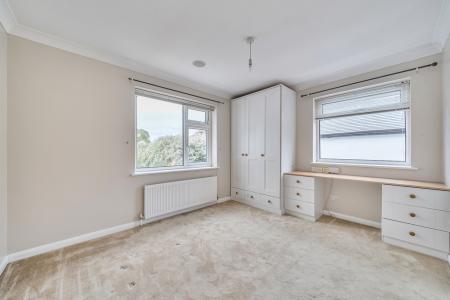 1356296-21-68caced5d