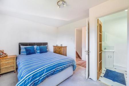 1356095-19-68d28a437