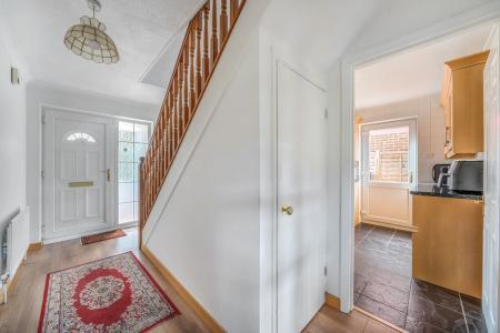 1356095-16-68d289f12