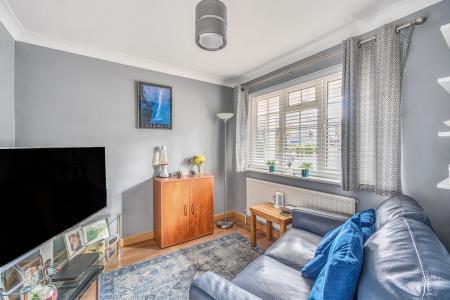 1356095-25-68d28a30f