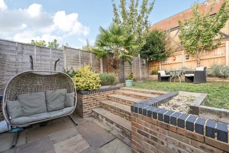 1354915-6-68dd63fb83