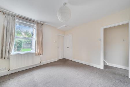 1373739-22-6902097b9