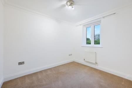 ASHURST CLOSE, 7- (6