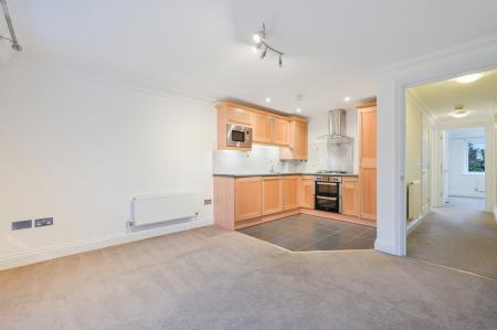 ASHURST CLOSE, 7- (1