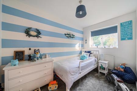 1365305-23-68fb47c8c