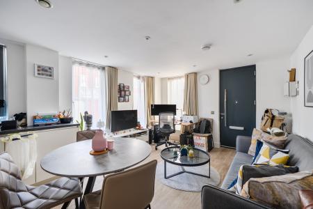 1411354-6-698c7e596b