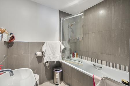 1411354-11-698c7ea65