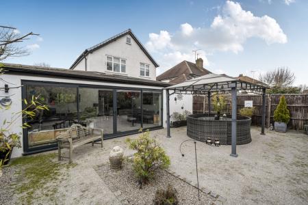 1415374-24-6995cab62