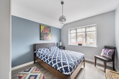 1415374-19-698df30dd