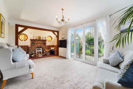 WOODLANDS AVENUE, 44