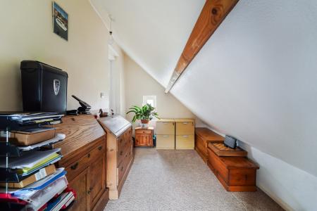 WOODLANDS AVENUE, 44