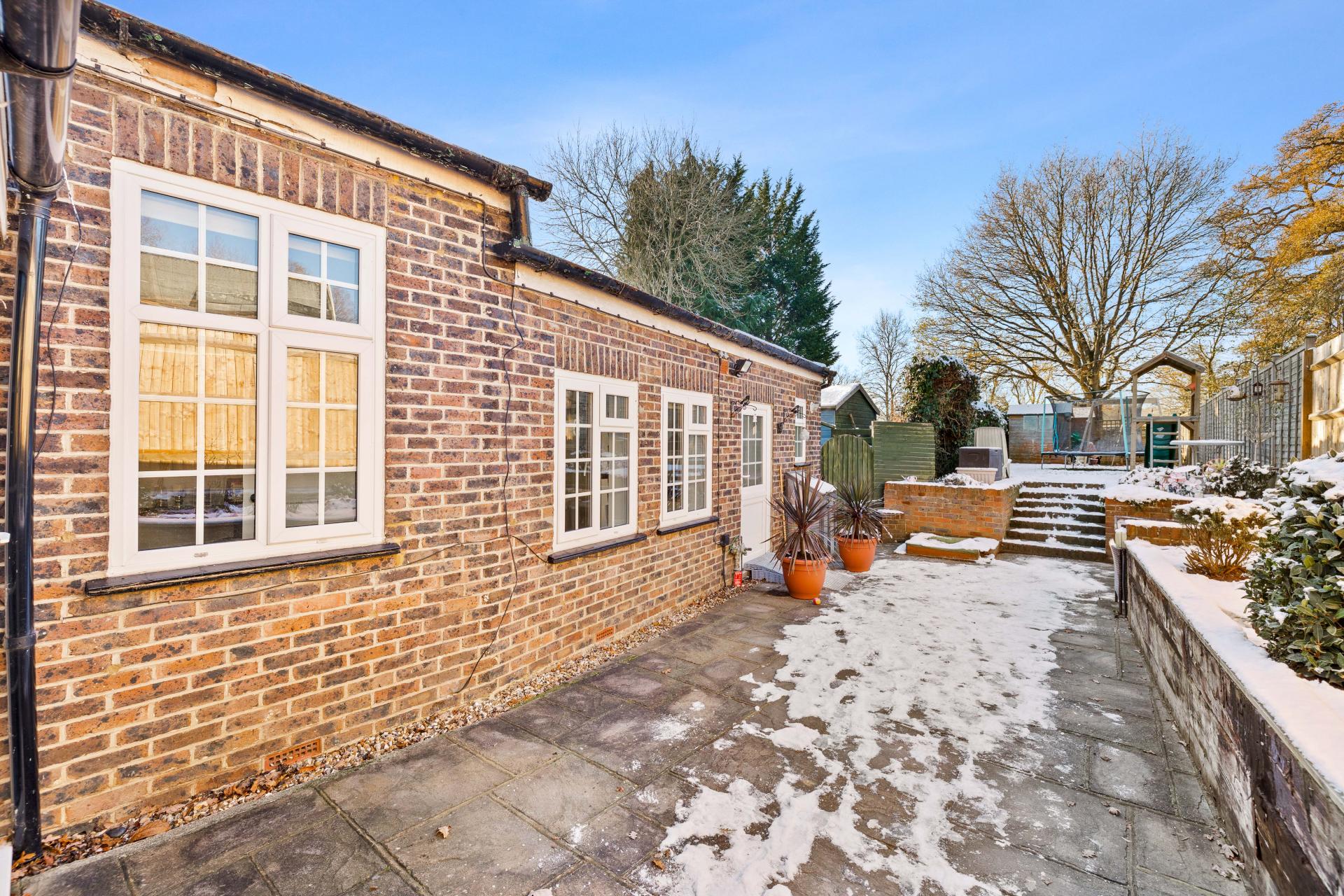 2 bedroom Bungalow for sale in Horley