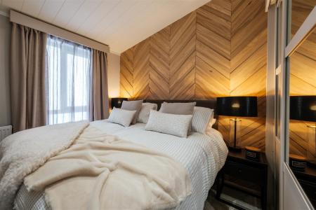 Kahlo_guest bedroom.jpg