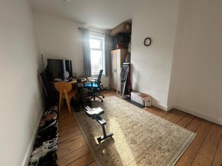 Bedroom 2.jpg