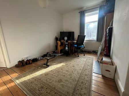 Bedroom 2 a.jpg