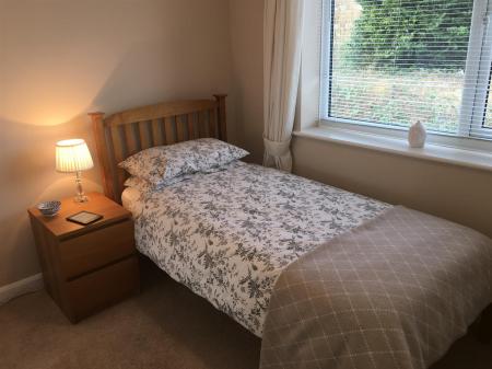 Flat3_Bedroom.JPG