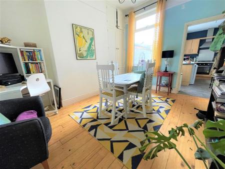 Dining Room.jpg
