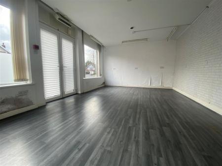 73 Fourth Ave 2.jpg