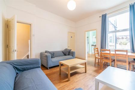 71 Vyner Street-8.jpg