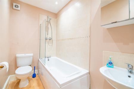 71 Vyner Street-16.jpg