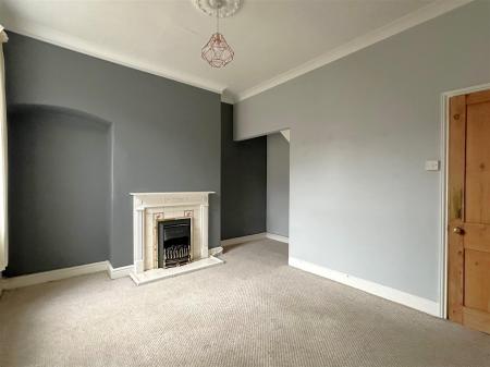 dinning room.jpg