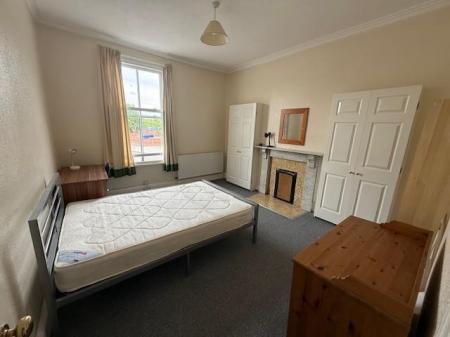 Bedroom 2.jpg