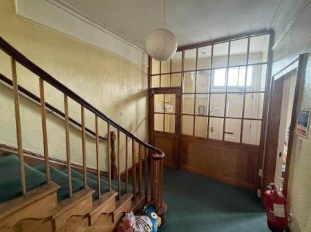Communal Hallway.jpg