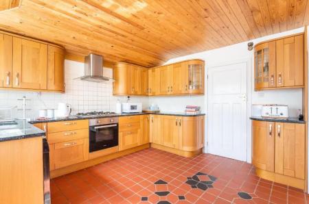 kitchen.png