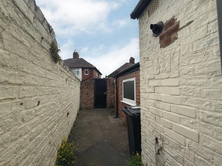Back view 2 - 15 Norman Street.jpg