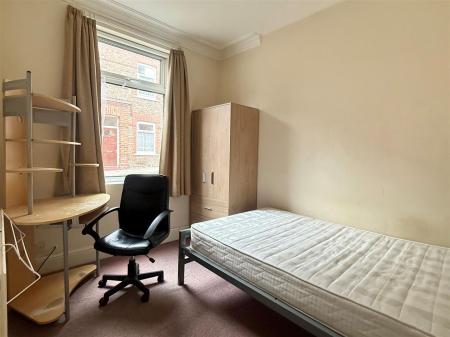 Bedroom 1 - 15 Norman Street.jpg
