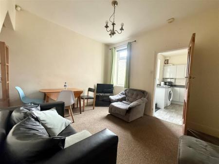 Lounge 2 - 15 Norman Street.jpg